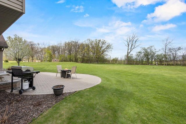 3022 FAIRWINDS DRIVE, Neenah, WI 54956