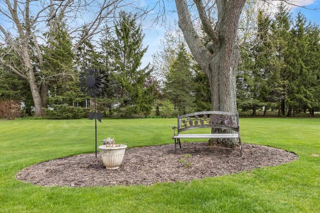 3022 FAIRWINDS DRIVE, Neenah, WI 54956