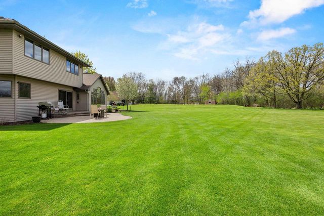 3022 FAIRWINDS DRIVE, Neenah, WI 54956