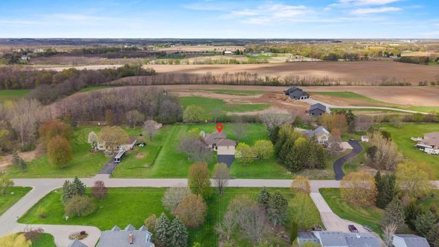 3022 FAIRWINDS DRIVE, Neenah, WI 54956