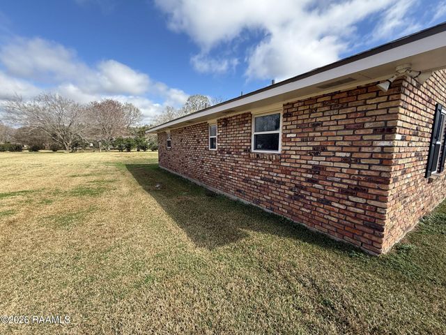 215 Saint Ann Avenue, Opelousas, LA 70570