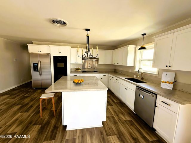 215 Saint Ann Avenue, Opelousas, LA 70570