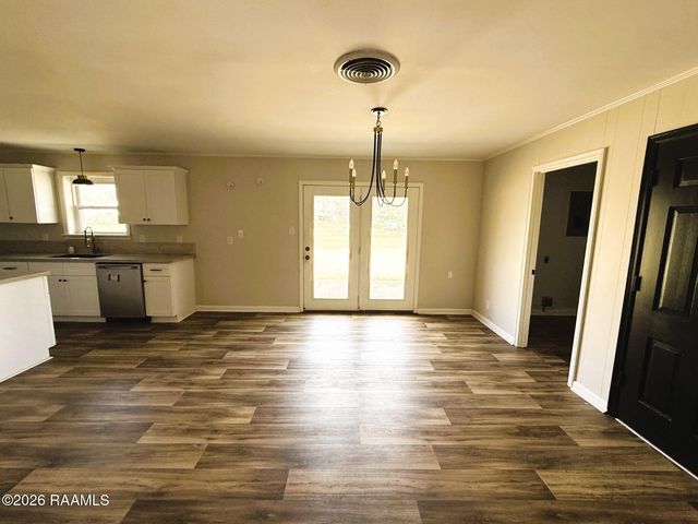 215 Saint Ann Avenue, Opelousas, LA 70570