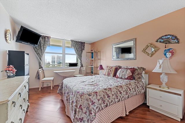 201 N Ocean Boulevard 1102, Pompano Beach, FL 33062