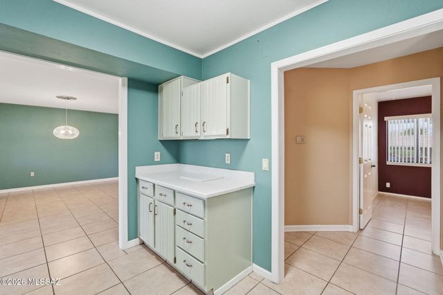 266 W Calle Frambuesa, Green Valley, AZ 85614