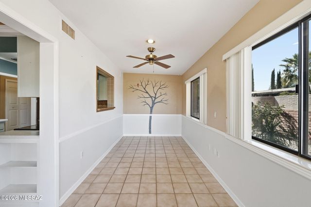 266 W Calle Frambuesa, Green Valley, AZ 85614