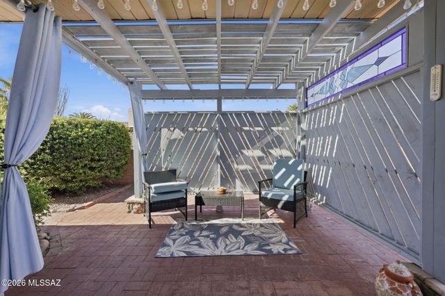 266 W Calle Frambuesa, Green Valley, AZ 85614