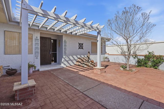 266 W Calle Frambuesa, Green Valley, AZ 85614