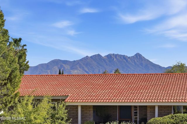 266 W Calle Frambuesa, Green Valley, AZ 85614