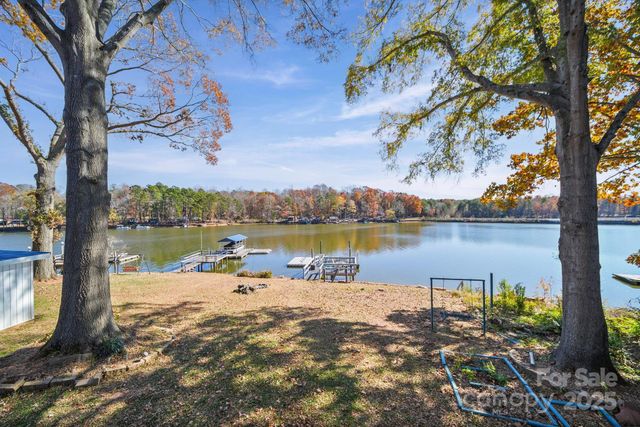 355 N Fisherman Lane, Salisbury, NC 28146