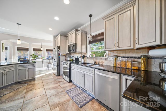 355 N Fisherman Lane, Salisbury, NC 28146