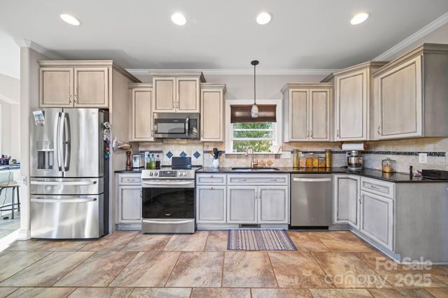 355 N Fisherman Lane, Salisbury, NC 28146