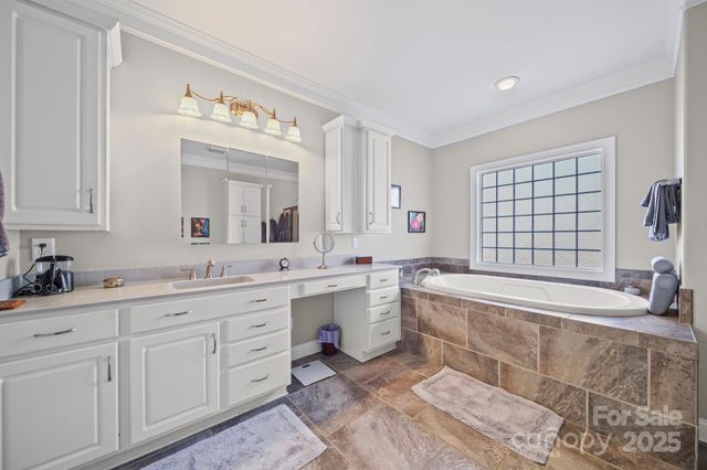 355 N Fisherman Lane, Salisbury, NC 28146