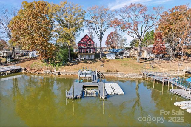 355 N Fisherman Lane, Salisbury, NC 28146