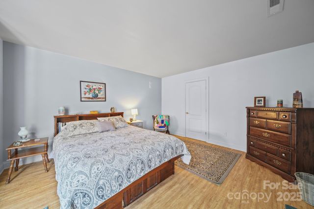 355 N Fisherman Lane, Salisbury, NC 28146