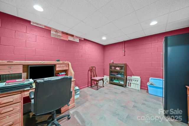 355 N Fisherman Lane, Salisbury, NC 28146