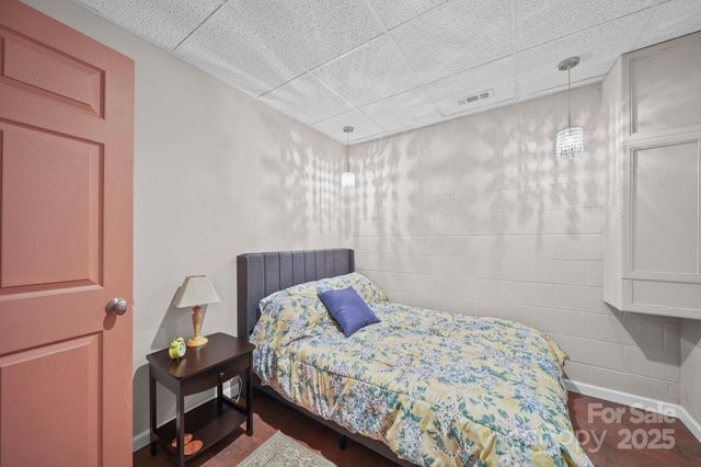 355 N Fisherman Lane, Salisbury, NC 28146