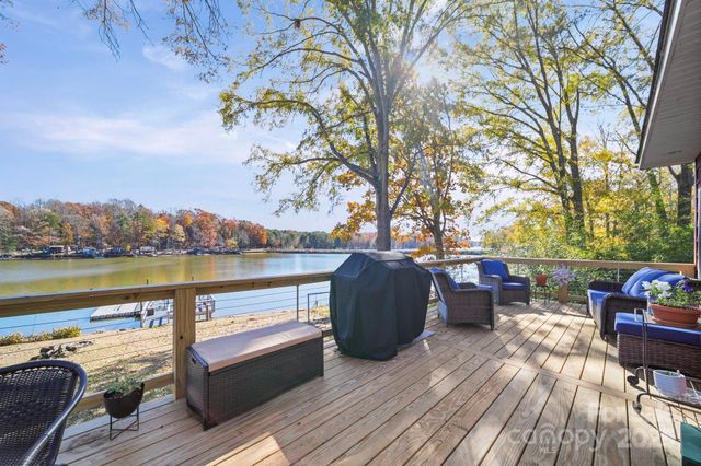 355 N Fisherman Lane, Salisbury, NC 28146