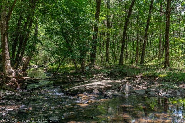 6235 Belmont Drive, Alma, AR 72921