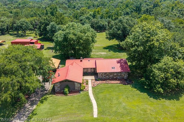 6235 Belmont Drive, Alma, AR 72921