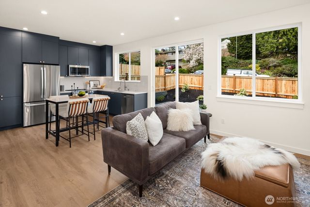 2755 NW 90th Street, Seattle, WA 98117