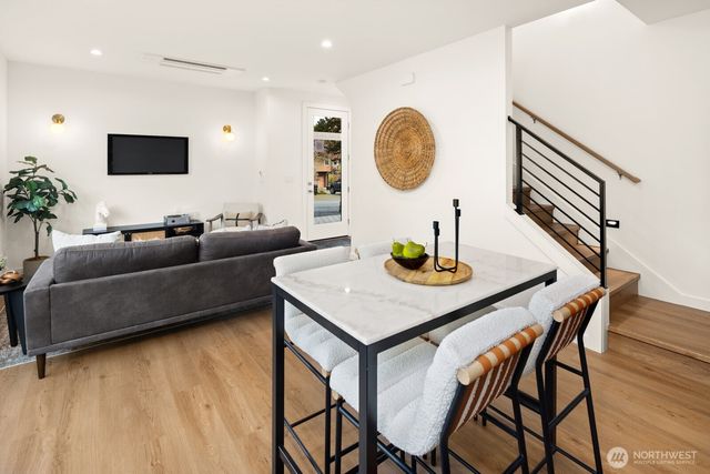 2755 NW 90th Street, Seattle, WA 98117