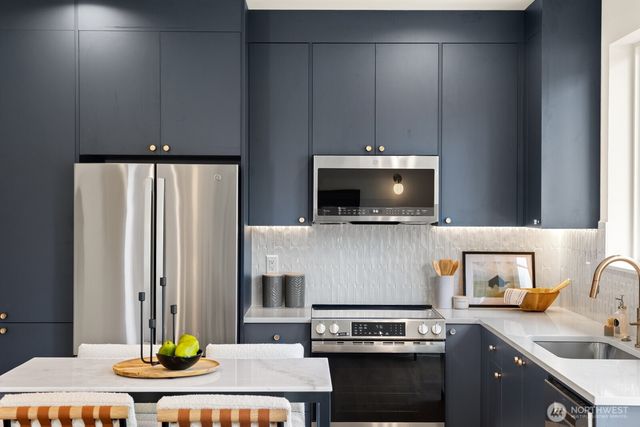 2755 NW 90th Street, Seattle, WA 98117