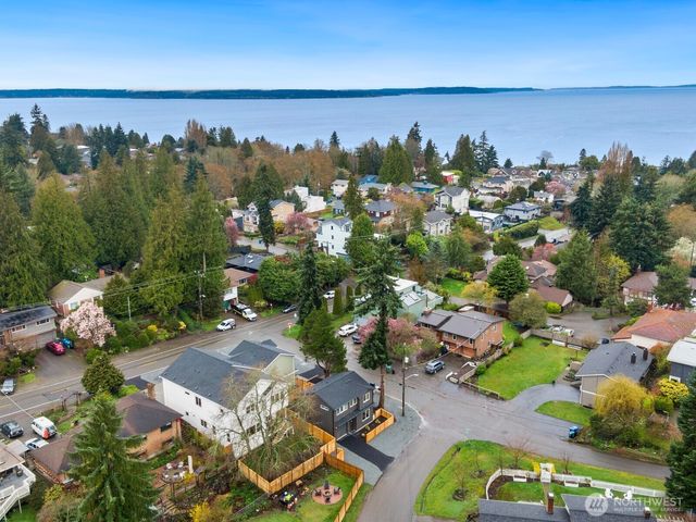 2755 NW 90th Street, Seattle, WA 98117