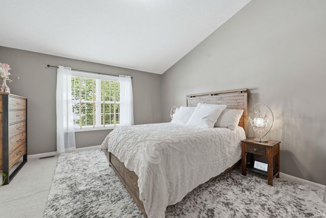 12621 Braveheart Drive, Fort Wayne, IN 46814