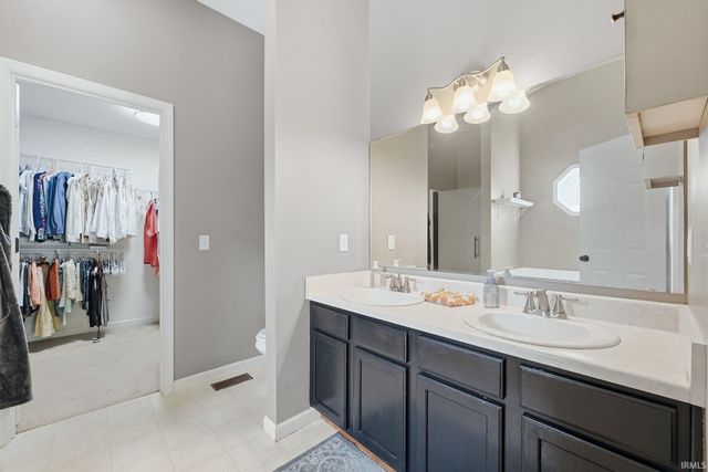 12621 Braveheart Drive, Fort Wayne, IN 46814