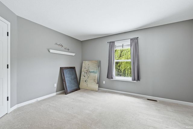 12621 Braveheart Drive, Fort Wayne, IN 46814