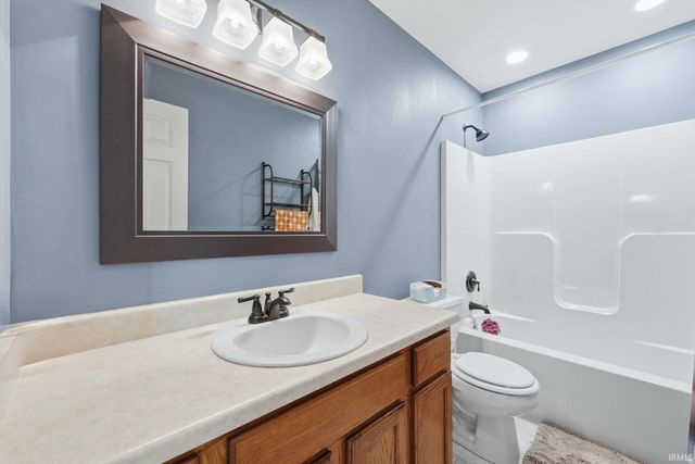 12621 Braveheart Drive, Fort Wayne, IN 46814