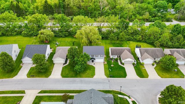 12621 Braveheart Drive, Fort Wayne, IN 46814