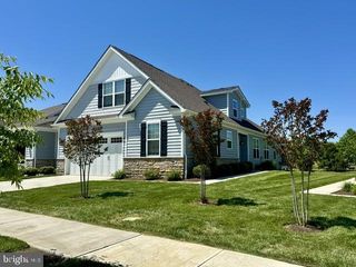 364 MOORINGS CIR #100, Stevensville, MD 21666