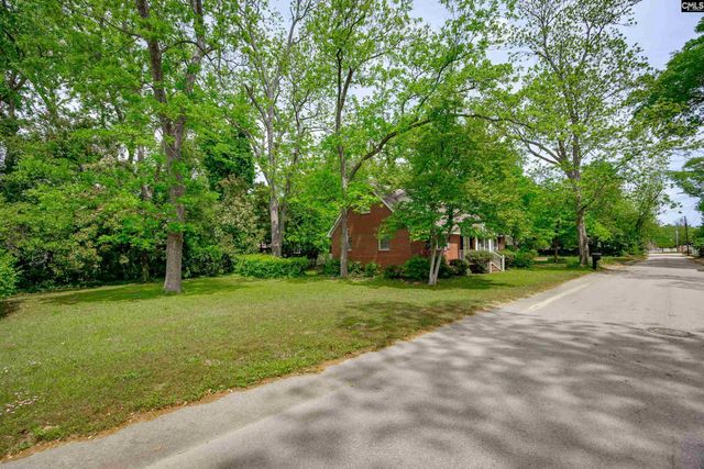 331 Bond Street, Batesburg, SC 29006