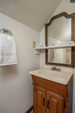 331 Bond Street, Batesburg, SC 29006