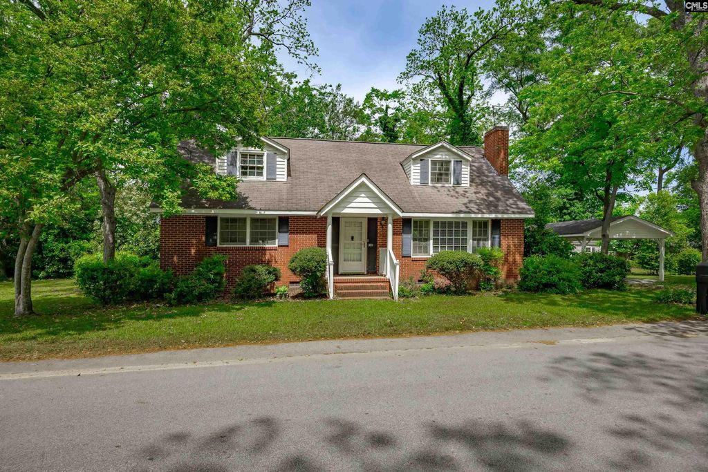 331 Bond Street, Batesburg, SC 29006