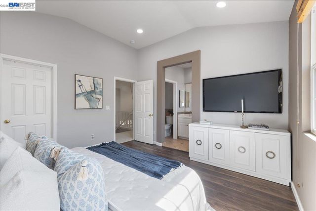 5236 Brookline Ct, Dublin, CA 94568