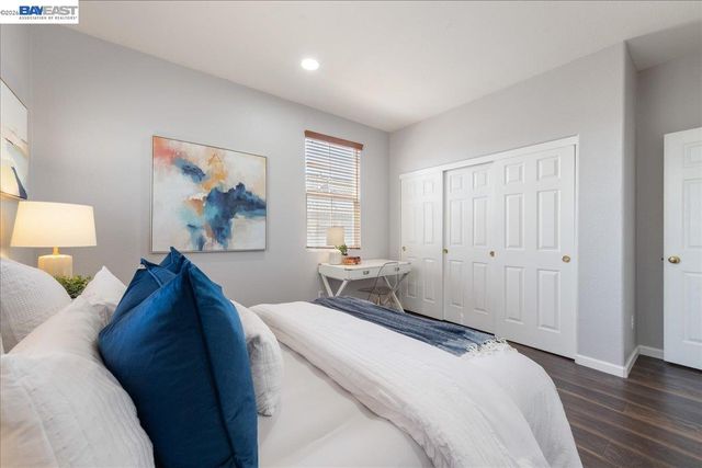 5236 Brookline Ct, Dublin, CA 94568