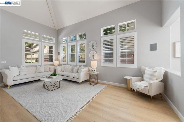5236 Brookline Ct, Dublin, CA 94568