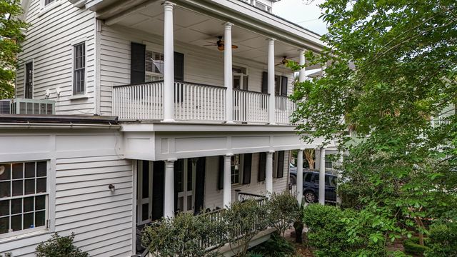18 Trumbo Street, Charleston, SC 29401
