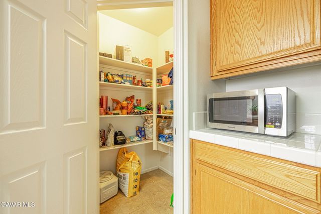 2318 Horizon Drive, Rosamond, CA 93560