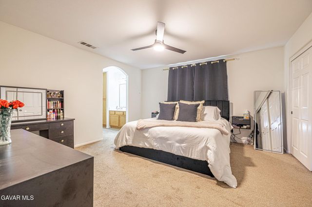 2318 Horizon Drive, Rosamond, CA 93560