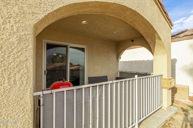 2318 Horizon Drive, Rosamond, CA 93560