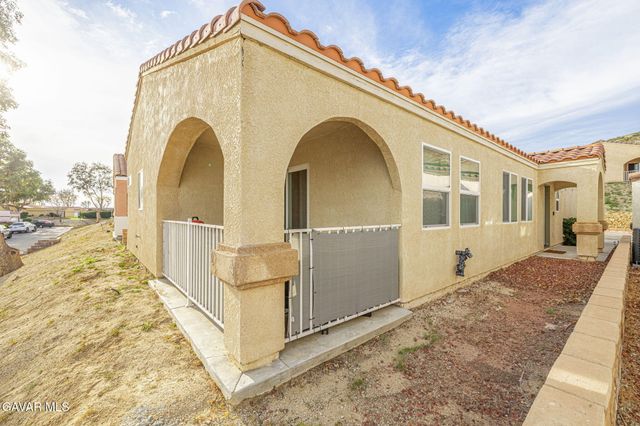 2318 Horizon Drive, Rosamond, CA 93560