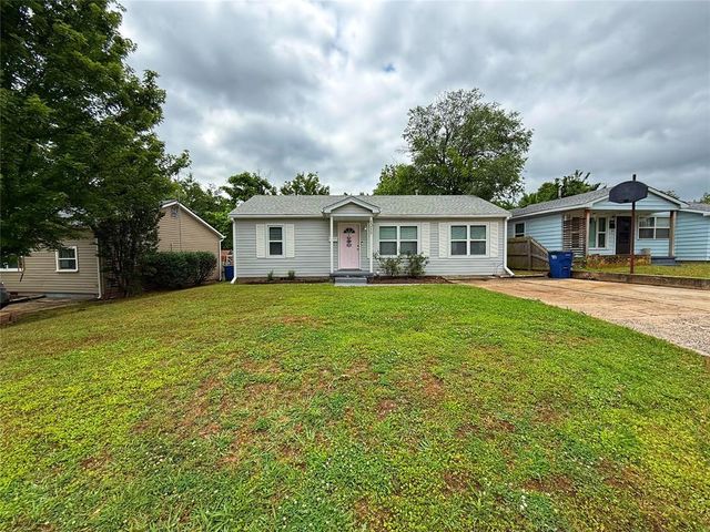 1215 Carol Drive, Shawnee, OK 74804