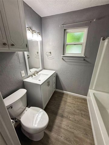 1215 Carol Drive, Shawnee, OK 74804