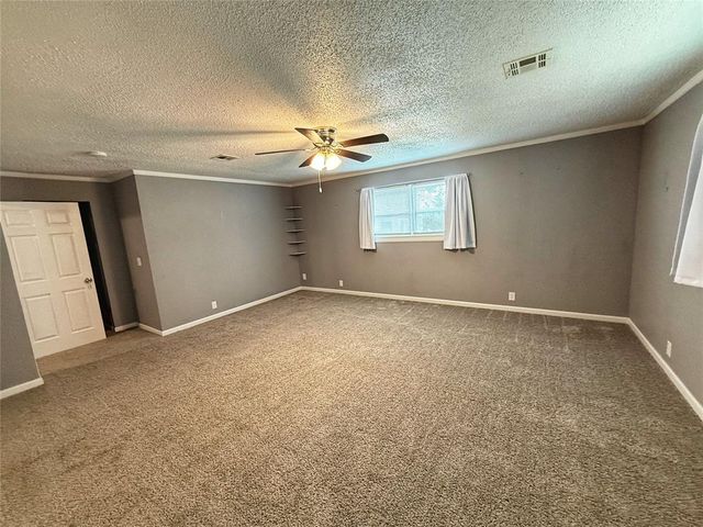 1215 Carol Drive, Shawnee, OK 74804