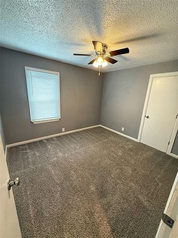 1215 Carol Drive, Shawnee, OK 74804