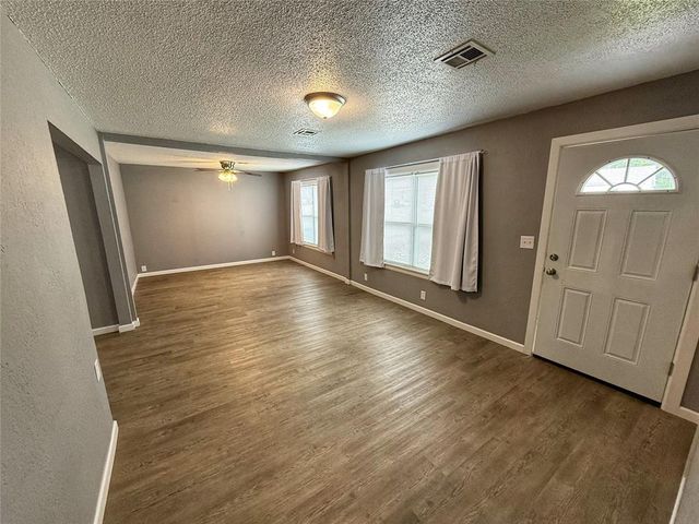 1215 Carol Drive, Shawnee, OK 74804
